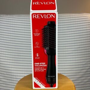 Revlon One Step Volumizer Hairdryer